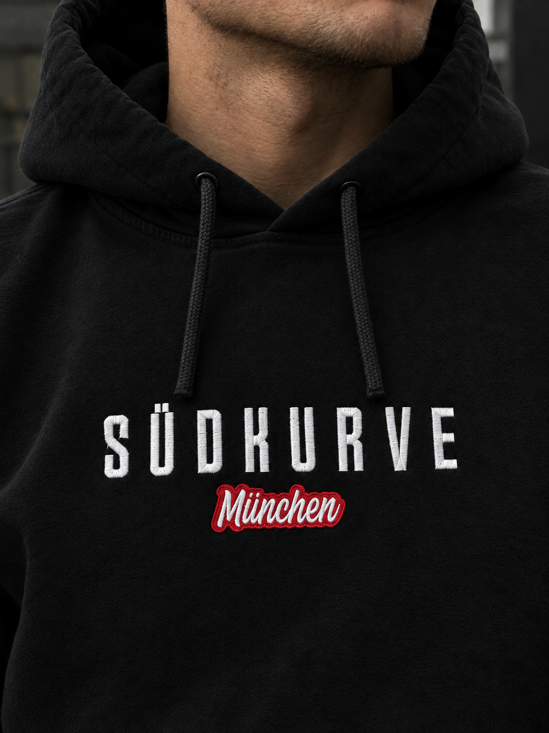 Bestickter Hoodie „Südkurve“ Schwarz